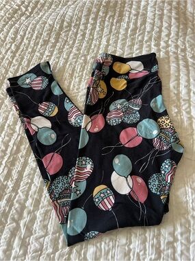 LuLaRoe Black Balloon-Print  Patriotic Leggings - One Size